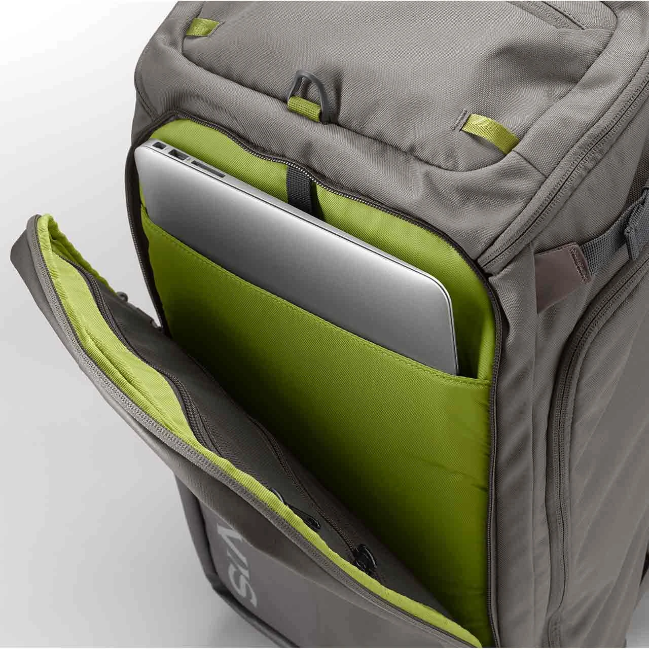 Orvis Bug Out Fly Fishing Backpack 12 Orvis Bug Out Fly Fishing Backpack - Image 10